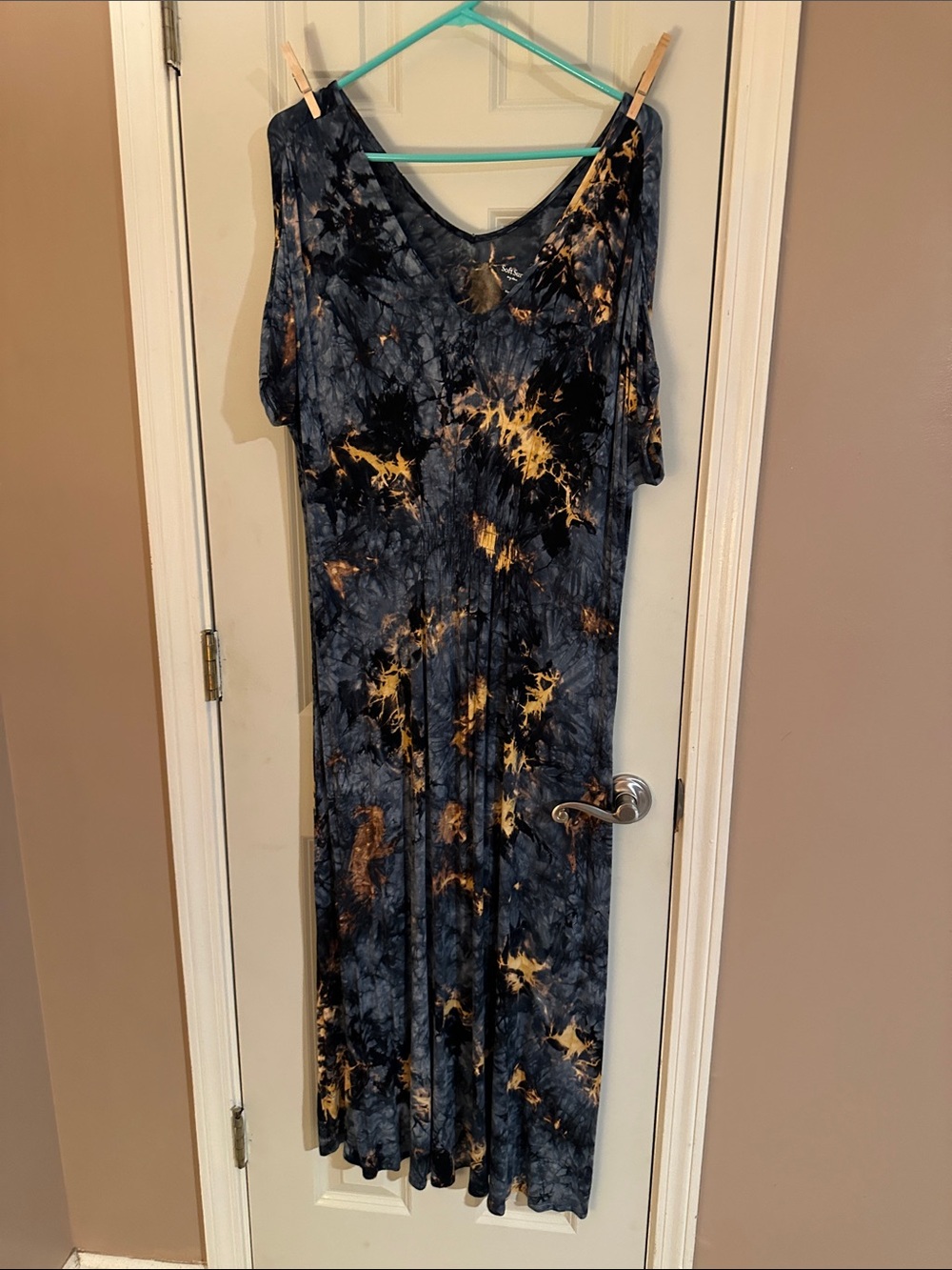 Soft Surroundings- Tie-Dye V-Neck Maxi Dress in Black and Gold